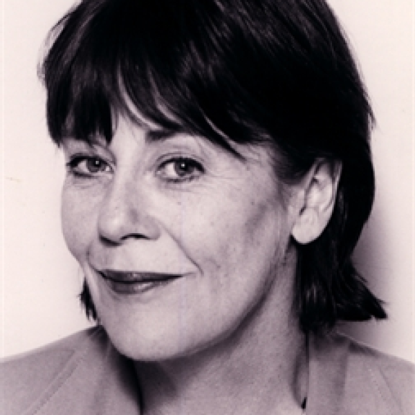 Hiawyn Oram