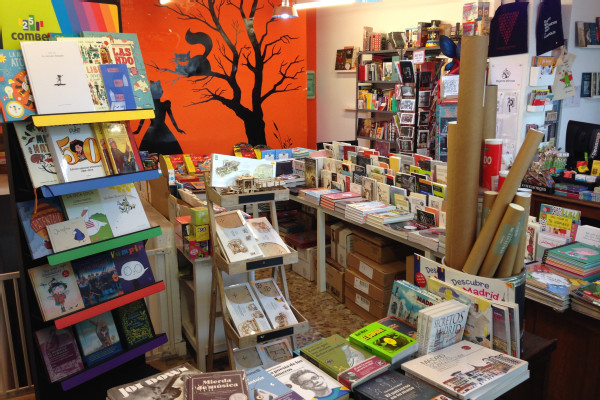 Venir a cuento, una pequeña librería del barrio madrileño de Lavapiés